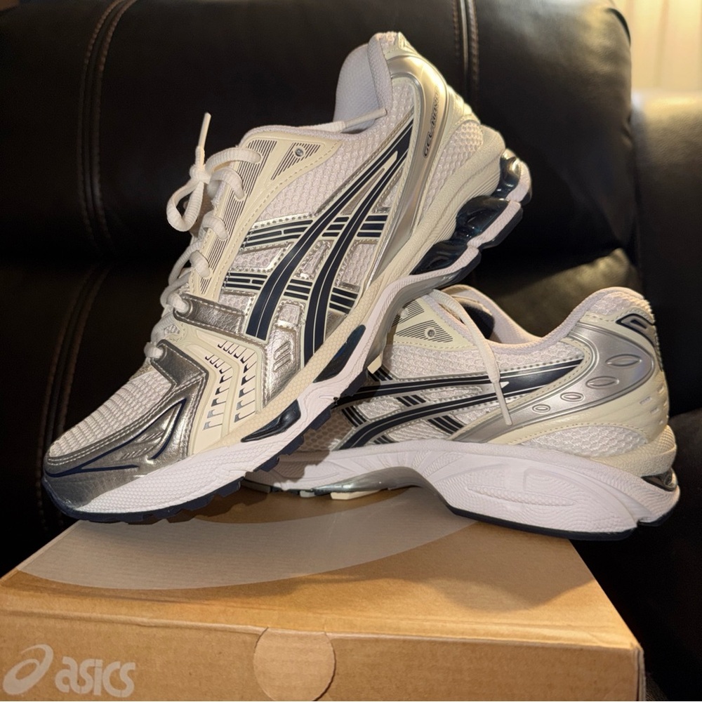Gel Kayano 14 White Midnight Unisex Running Shoes  Mens 8.5. And For Women’s 10